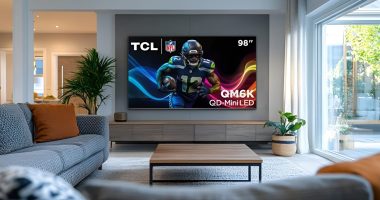 tcl--mini-led-oled-tahtindan-edecek-qm6k-serisini-tanitti